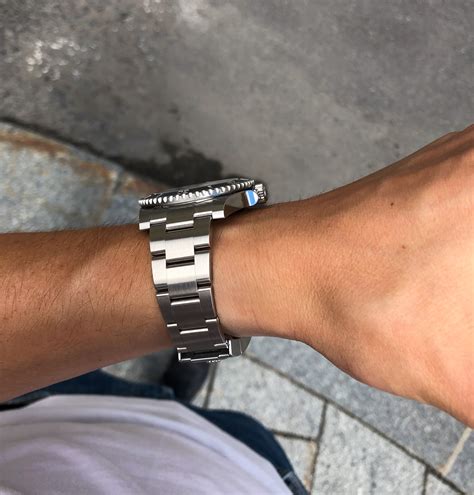 rolex unbranded bracelet with clasp and solid end links